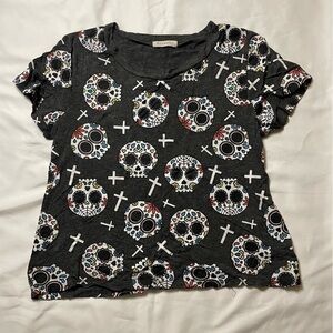 Occasion size small skull gray short sleeve shirt